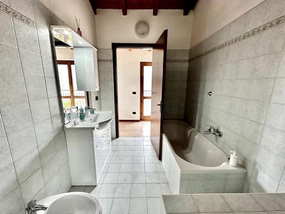 3Br Villetta Con Panoramica Sul Lago Nesso Exterior foto