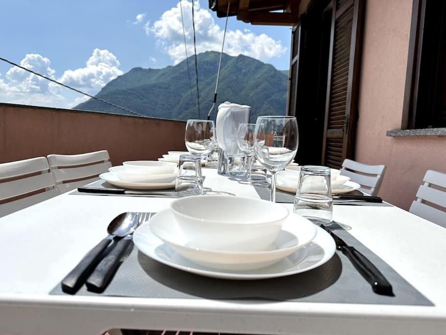 3Br Villetta Con Panoramica Sul Lago Nesso Exterior foto